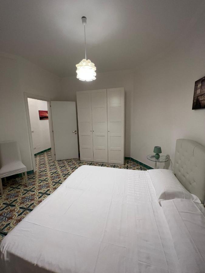 Sorrento Home E Flat Park And Pool Bagian luar foto