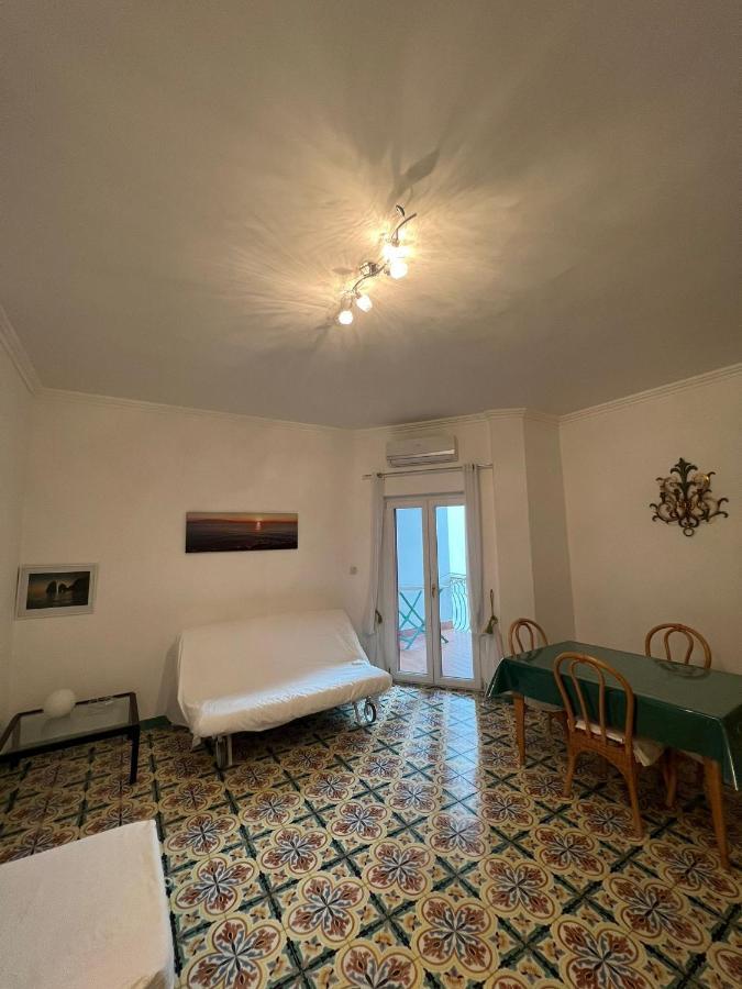 Sorrento Home E Flat Park And Pool Bagian luar foto