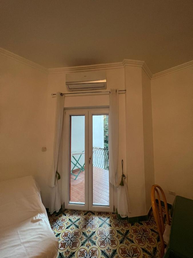Sorrento Home E Flat Park And Pool Bagian luar foto