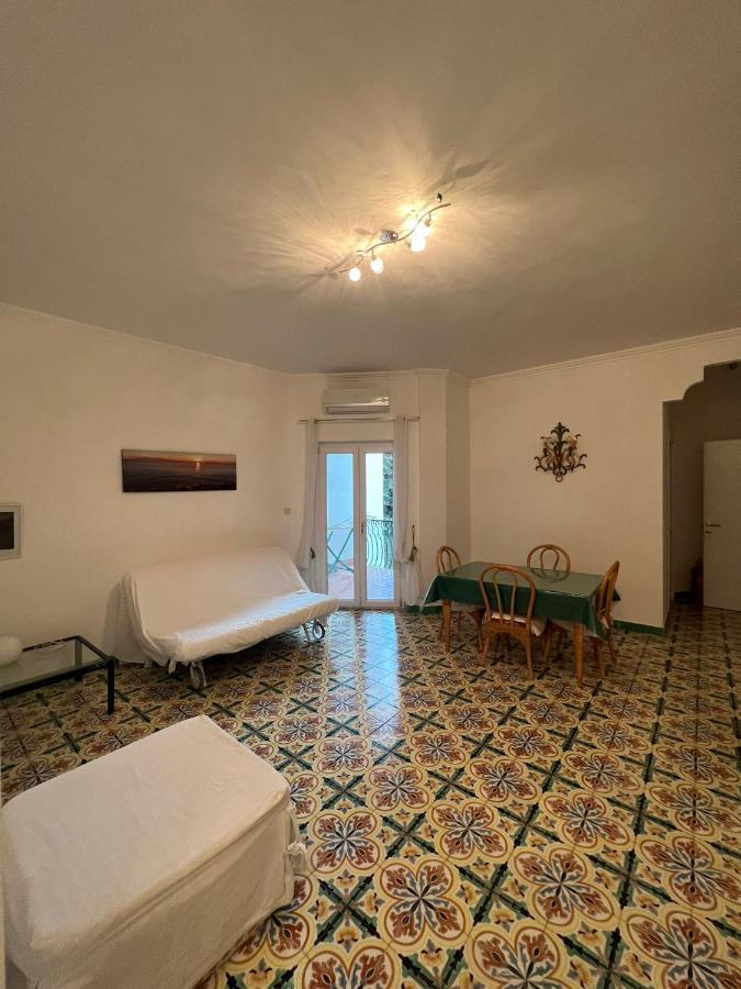 Sorrento Home E Flat Park And Pool Bagian luar foto
