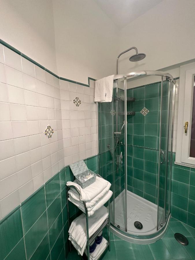 Sorrento Home E Flat Park And Pool Bagian luar foto